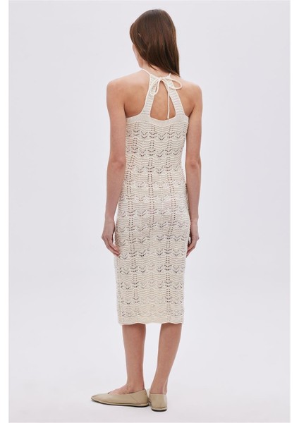 Ekru Halter Yaka Midi Triko Elbise fırsatları
