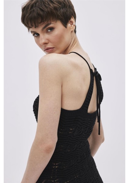 Siyah Halter Yaka Midi Triko Elbise fırsatları