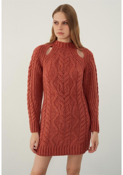 Kiremit Pencere Detaylı Dik Yaka Mini Triko Elbise modelleri