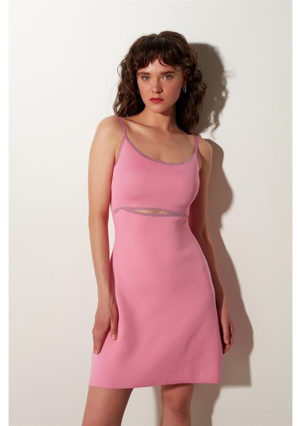 Pembe Simli Askılı Elbise fiyatları