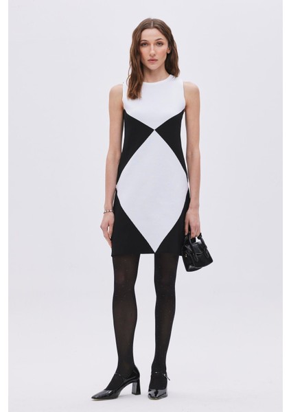 Siyah Geometrik Desenli Mini Triko Elbise fiyatları