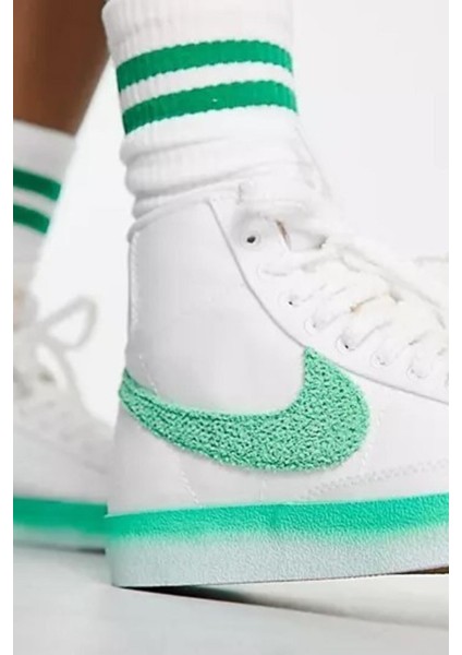 Blazer Mid 77 Kadın Yazlık Kanvas Beyaz Sneaker Ayakkabı fiyatları