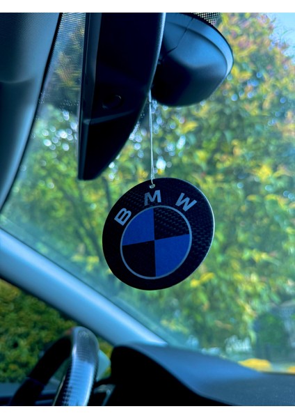 Karbon Detay Üzerine Bmw ///m Logolu Dekoratif Oto Kokusu ve Aksesuarı