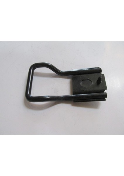 Renault Kangoo- 2- Classic- 2003-2012; Bagaj Kapak Kilit Karşılığı Üst Sağ/sol Aynı (Adet) (Çift Kapı) Oem No: (8200347712)