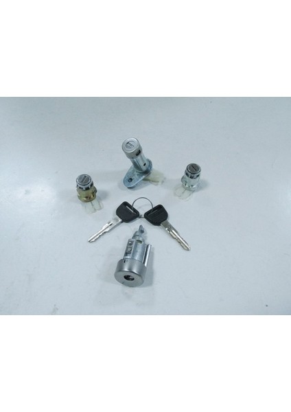 Honda Cıvıc- Hb 1990-91; Kontak (3lü) (Kontak/kapı/bagaj) (3kapı) Oem No: (35010-SH4-G02)