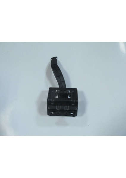 Renault Megane- 2- 2007-2009; Kaput Kilidi Emniyet Mandalı Oem No: (8200438215)