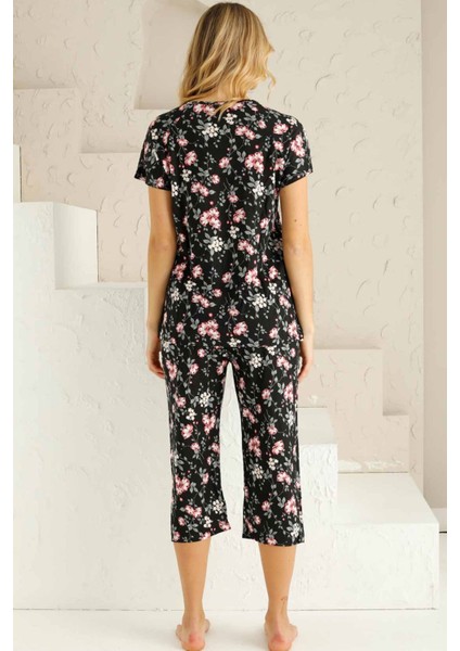 Kadın Siyah Bahar Dalı Kısa Kollu Dantelli V Yaka Bermuda Pijama Takımı EDY2735S modelleri