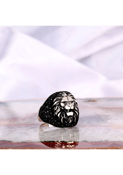 925 Ayar Gümüş Mikro Taşlı Aslan Model Erkek Yüzük