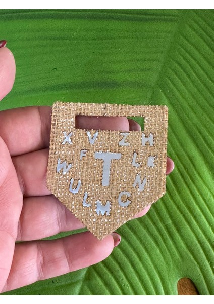 6x5 cm Ütü Ile Yapışan Hasır T Harfi Arma Yama Dikiş Aksesuarı