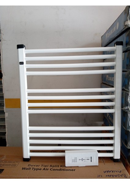 600X700 Düz Beyaz Havlupan