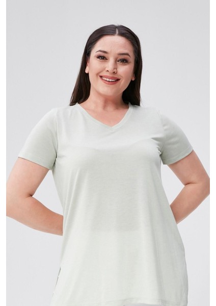 Sea Moda Büyük Beden V Yaka Yırtmaçlı Pamuk Basic Tshirt-Nil Yeşili