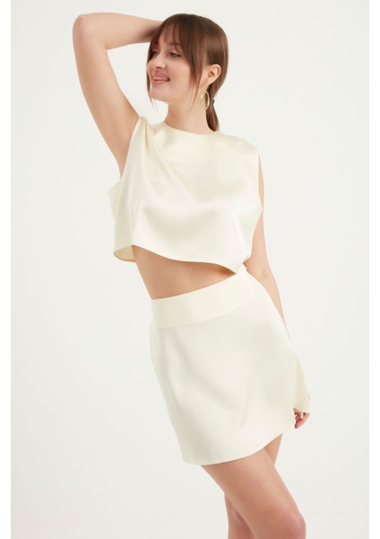 Kısa Saten Bluz modelleri