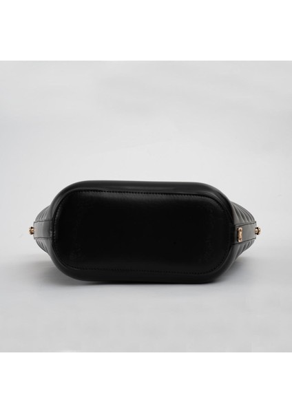 Alexia El ve Omuz Çantası indirimleri