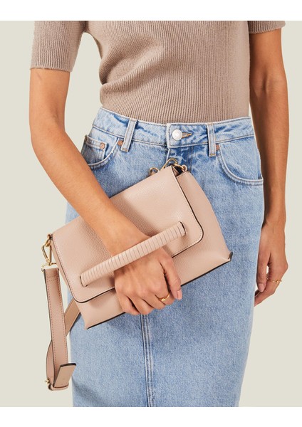 Kapak Detaylı Çapraz Çanta fırsatları