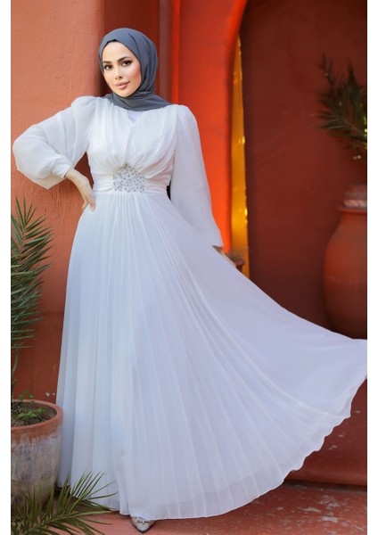 Drape Detaylı Beyaz Tesettür Abiye Elbise 4448B
