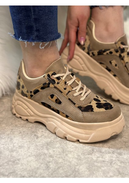 Günlük Kadın Spor Ayakkabı Yüksek Taban 6 cm Sneaker Siyah - Beyaz - Bej - Rugan - Süet 001