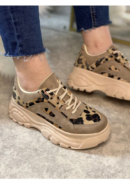 Günlük Kadın Spor Ayakkabı Yüksek Taban 6 cm Sneaker Siyah - Beyaz - Bej - Rugan - Süet 001 modelleri