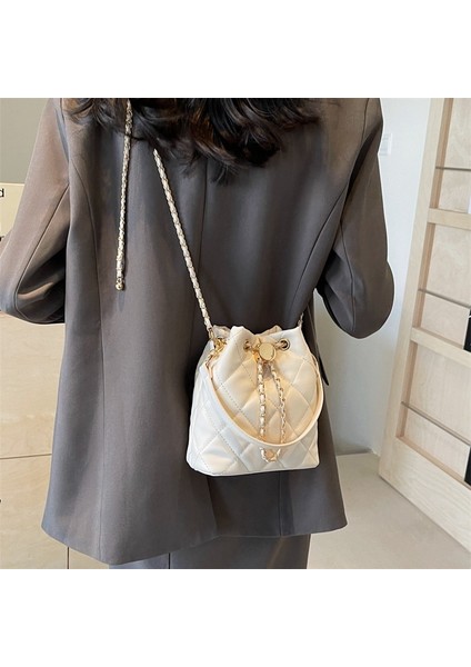 Rahat ve Çok Yönlü Retro Moda Omuz Çapraz Askılı Çanta (Yurt Dışından) fiyatları