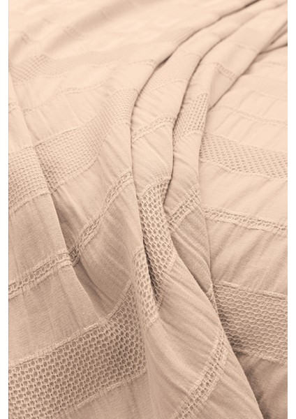 River 4 Parça Çift Kişilik Pike (230X250), Fıttd. Çarşaf , Yastık Kılıfı Takımı Pamuk