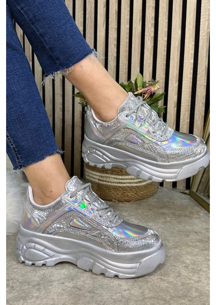 Günlük Kadın Spor Ayakkabı Yüksek Taban 6 cm Sneaker Siyah - Beyaz - Bej - Rugan - Süet 001