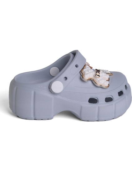 Kuzu Aksesuar Detaylı Crocs Terlik modelleri