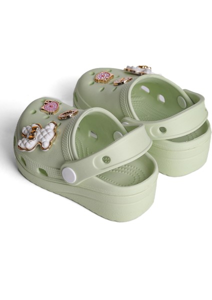 Kuzu Aksesuar Detaylı Crocs Terlik