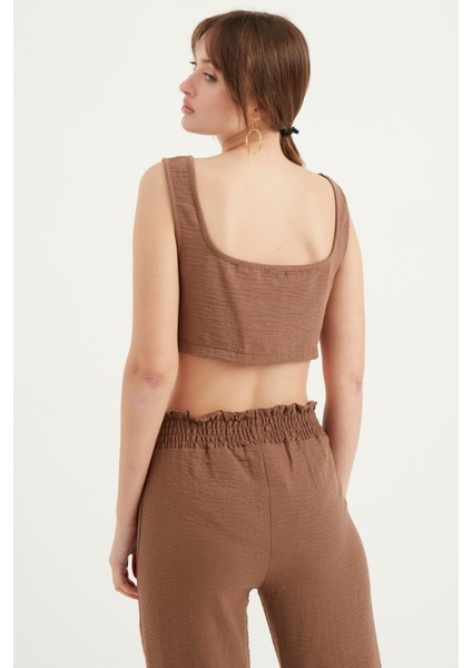 Kalın Askılı Keten Crop Bluz