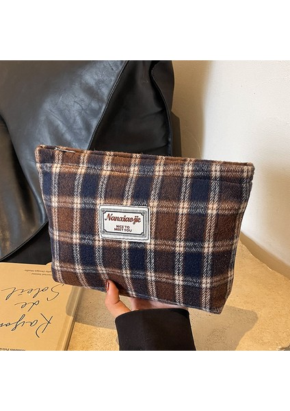 Yüksek Görünümlü El Tipi Kozmetik Çantası 2024 Yeni Büyük Kapasiteli Üst Düzey Öğrenci Seyahat Depolama Makyaj Çantası (Yurt Dışından)