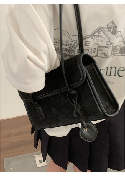 Kore Niş Koltuk Altı Çantası Kadınlar Için 2024 Yeni Moda Moda Taşınabilir Banliyö Çantası Çok Yönlü Büyük Kapasiteli Omuz Çantası (Yurt Dışından)