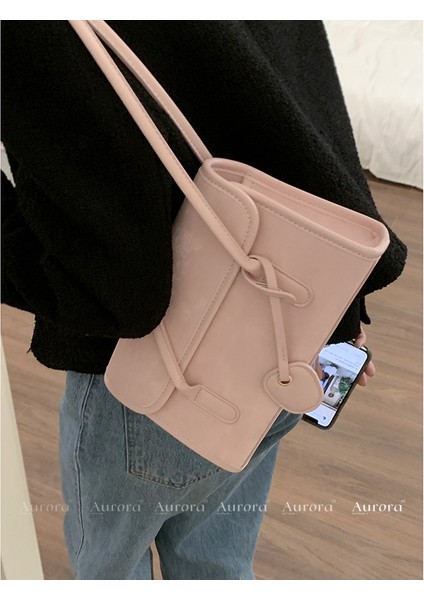 Kore Niş Koltuk Altı Çantası Kadınlar Için 2024 Yeni Moda Moda Taşınabilir Banliyö Çantası Çok Yönlü Büyük Kapasiteli Omuz Çantası (Yurt Dışından) fiyatları