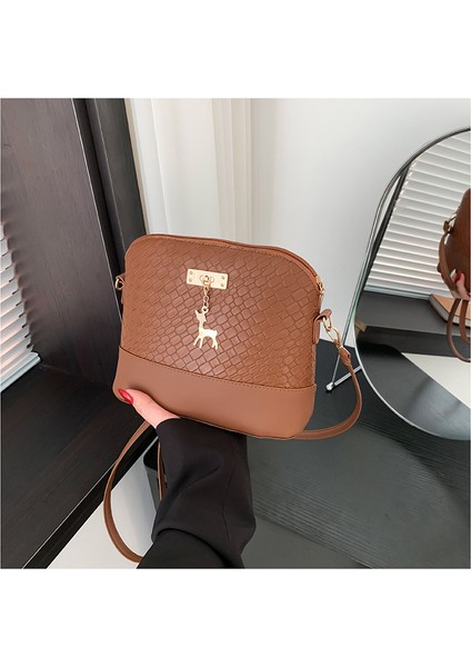 Kadınlar Için Yeni Retro Mizaç Basit Doku Kabuk Çanta 2024 Bahar Sıcak Tarzı Tek Omuz Crossbody Çanta Batı Tarzı Kadın Çantası (Yurt Dışından)