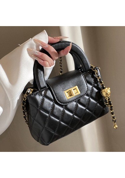 Kadınlar Için Fransız Niş Elmas Zincir Çanta 2024 Yeni Bahar ve Yaz Moda Çanta Banliyö Omuz Crossbody Küçük Çanta (Yurt Dışından) indirimleri