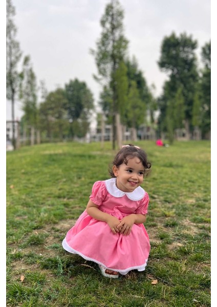 Dantel Detaylı Bebe Yaka Pembe Poplin Kız Çocuk Bebek Elbise