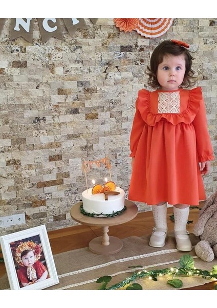 Dantel ve Fırfır Detaylı Turuncu Krep Kız Çocuk Bebek Elbise modelleri