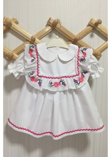Nakışlı Fırfır ve Su Taşı Detaylı Beyaz Bebe Yaka Kız Çocuk Bebek Tasarım Elbise