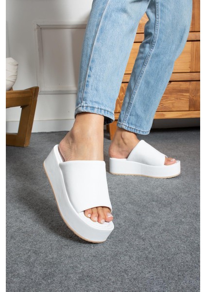 Tanwen Kadın Terlik Dolgu Taban Beyaz Deri