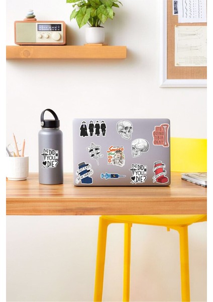 Renkli Doktor Medicine Temalı Laptop Notebook Tablet Sticker Set 3 fiyatları