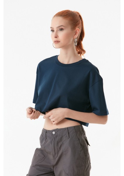 Basic Bisiklet Yaka Oversize Crop Tişört