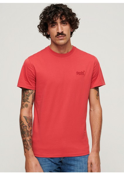 Bisiklet Yaka Düz Kırmızı Erkek T-Shirt M1011927A4FE_ESSENTIAL Logo Emb Tee fiyatları
