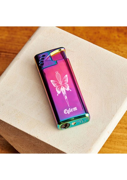 Kişiye Özel Isimli Gazlı Rüzgara Dayanıklı Pembe Çakmak Kelebek Tasarımlı