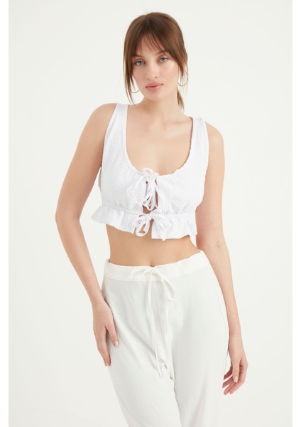 Bağlamalı ve Büzgü Detaylı Crop Bluz modelleri