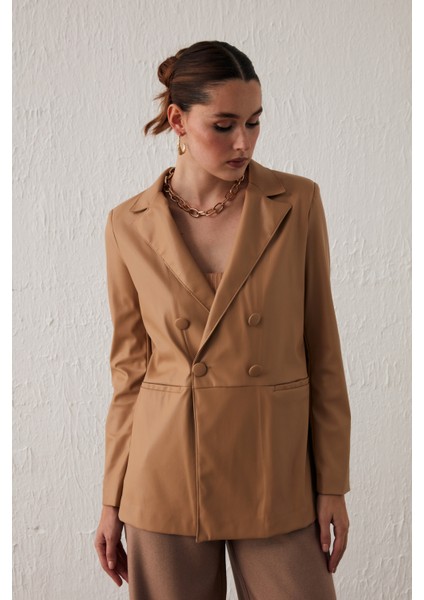 Düğme Detaylı Kruvaze Deri Ceket - Bej fiyatları