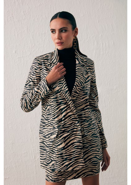 Zebra Desenli Deri Ceket - Bej