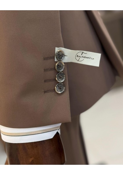 Italyan Stil Ceket Yelek Pantolon Takım Elbise Kahverengi T12005