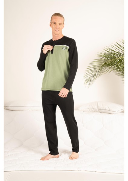 Erkek Kışlık Üç Düğmeli Yuvarlak Yaka Penye Pijama Takımı