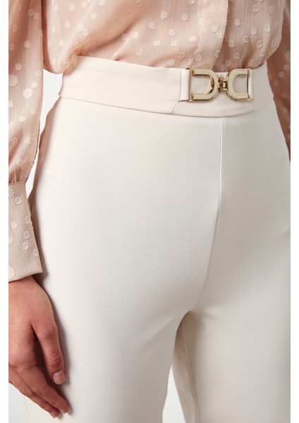 Aksesuar Detaylı Pantolon - Bej modelleri