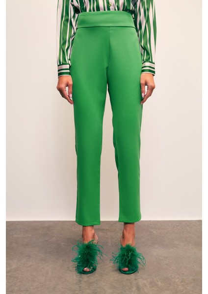 Korsaj Detaylı Pantolon - Yeşil fırsatları