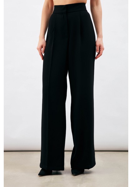 Pile Detaylı Salaş Pantolon - Siyah fırsatları