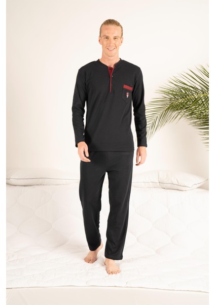 Erkek Kışlık Üç Düğmeli Yuvarlak Yaka Cepli Penye Pijama Takımı