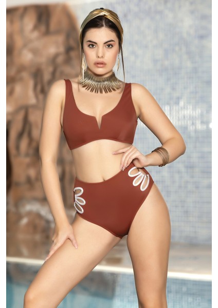 Kadın Kiremit V Yaka Astarlı Yüksel Bel Parçalı Üçgen Bikini Takım HZL24S-AR1612